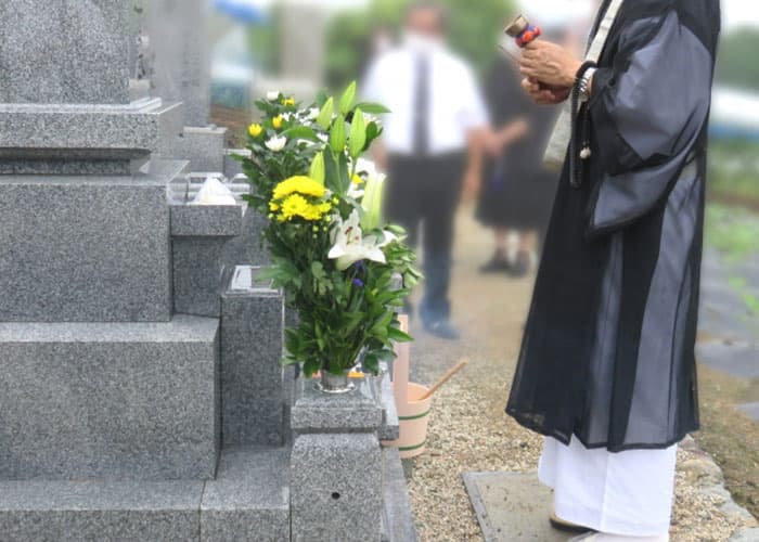 お墓の魂抜き供養
