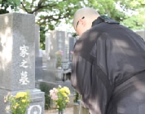 お墓の魂抜き・開眼供養のイメージ